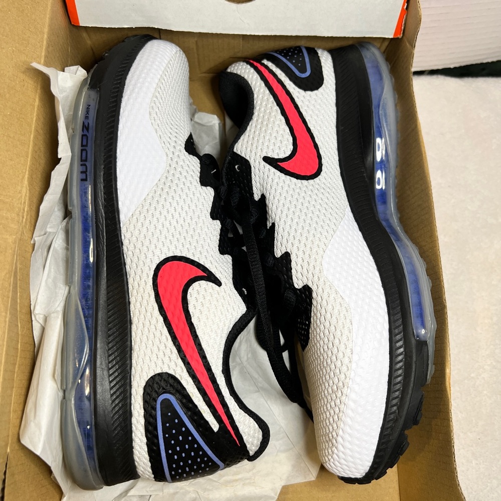 Nike zoom all out low size 8.5